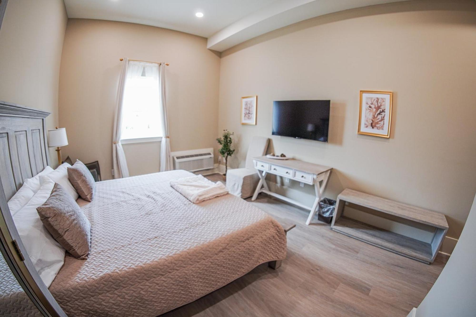 Hotel Whiskey In Pascagoula Ngoại thất bức ảnh