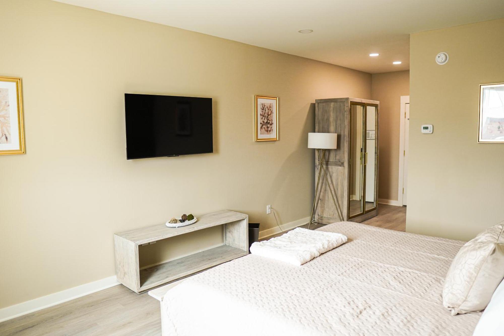 Hotel Whiskey In Pascagoula Ngoại thất bức ảnh