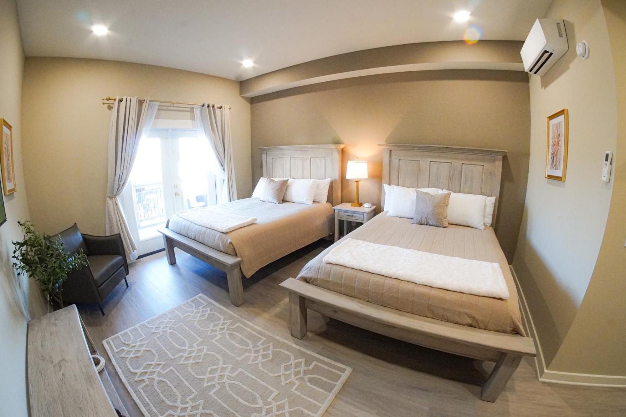 Hotel Whiskey In Pascagoula Ngoại thất bức ảnh