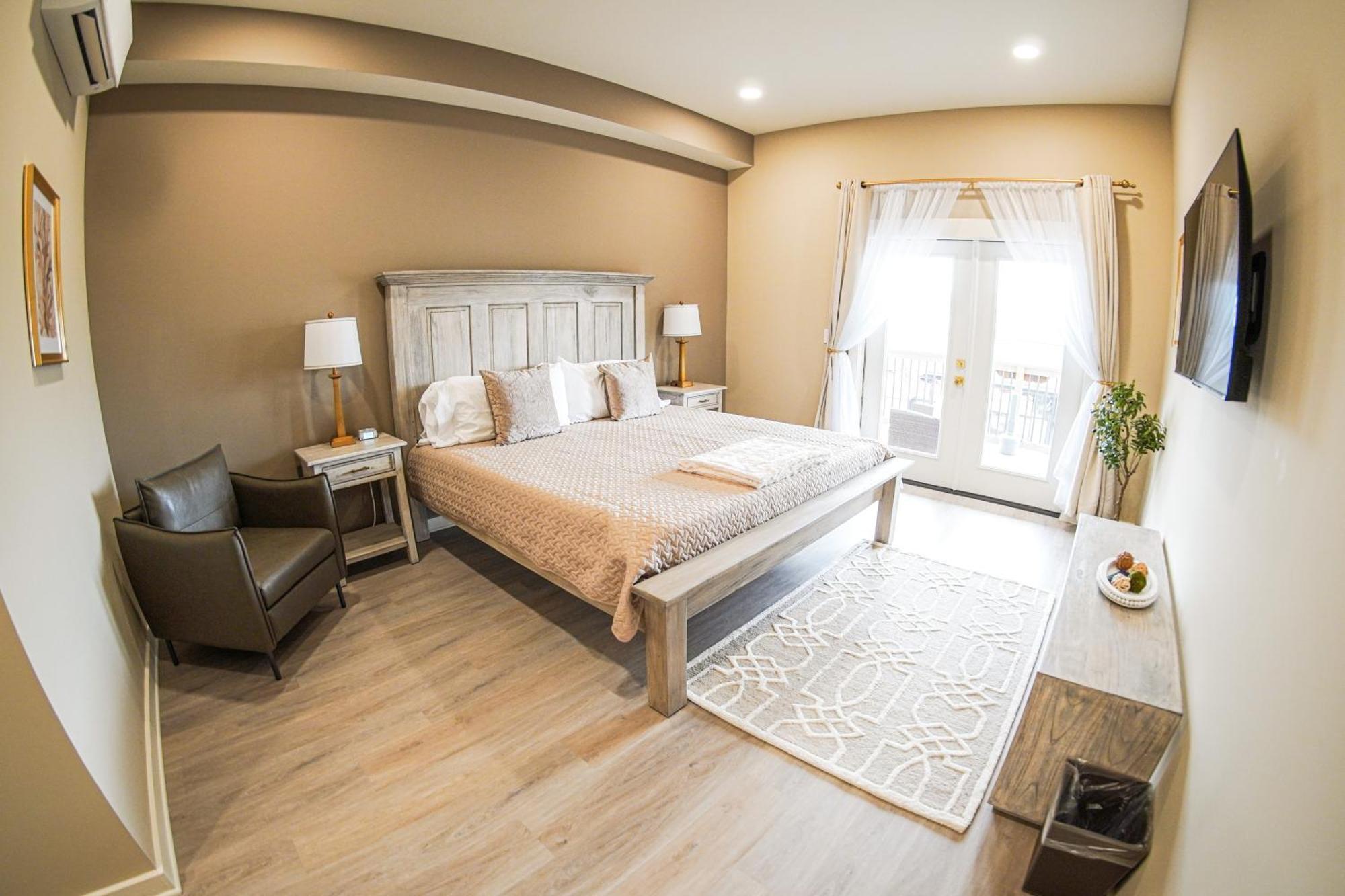 Hotel Whiskey In Pascagoula Ngoại thất bức ảnh