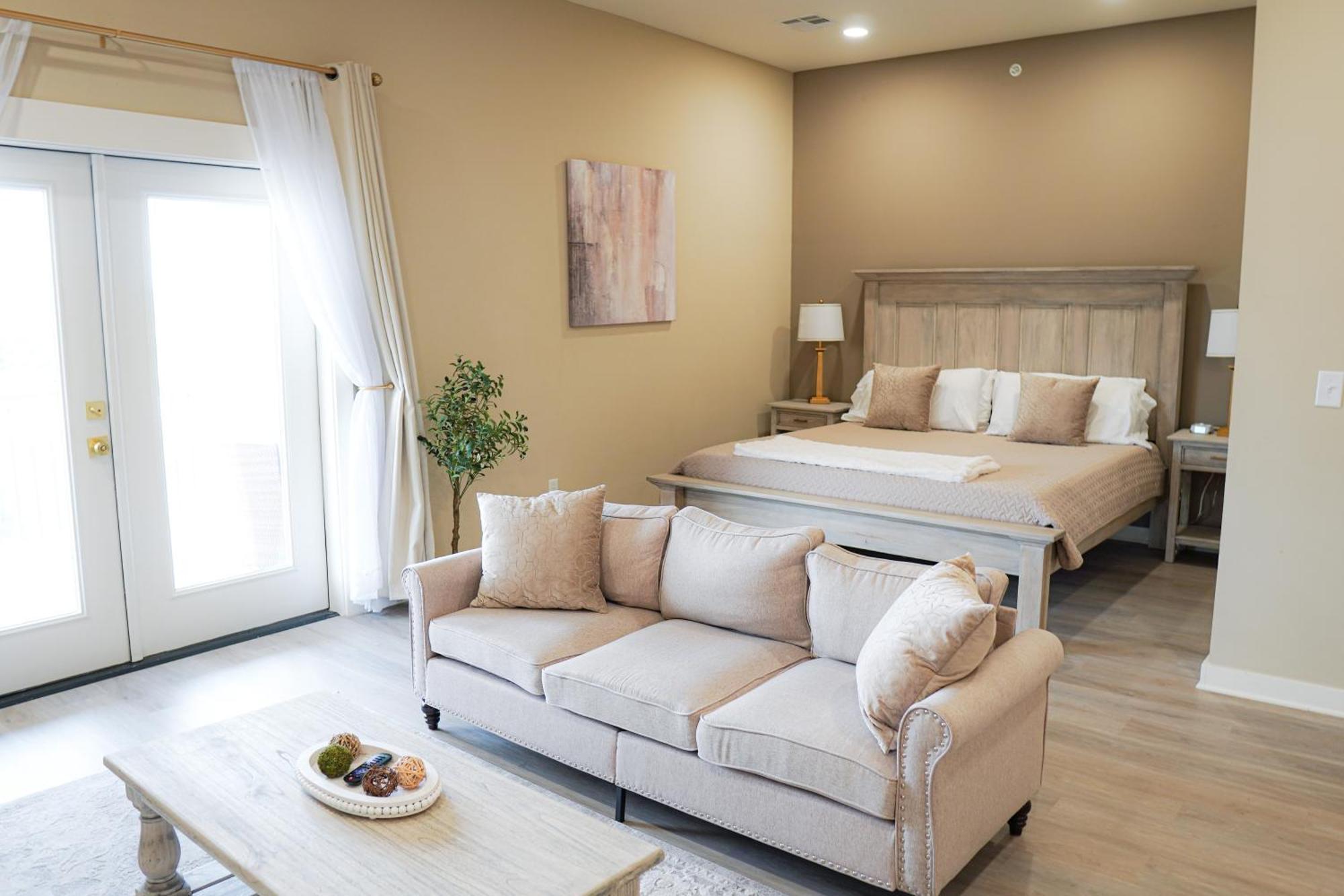 Hotel Whiskey In Pascagoula Ngoại thất bức ảnh