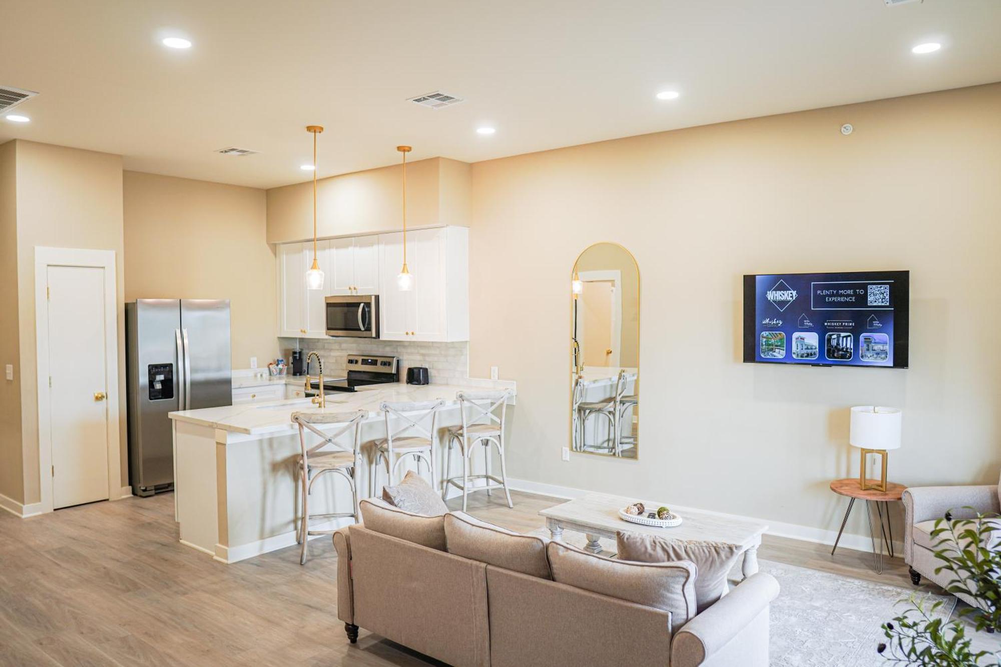 Hotel Whiskey In Pascagoula Ngoại thất bức ảnh