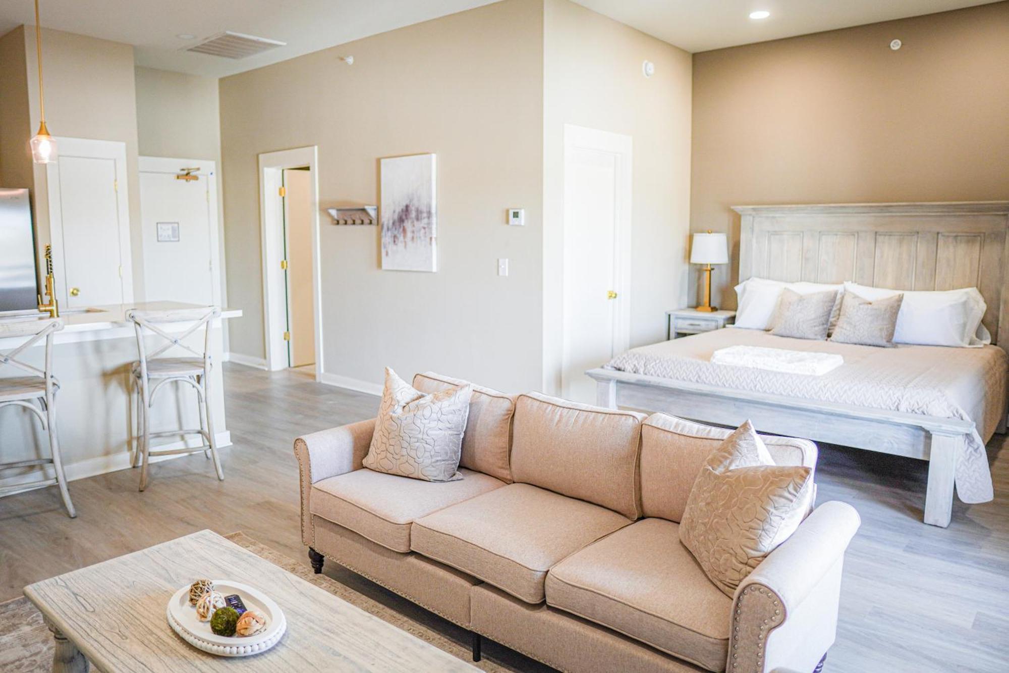 Hotel Whiskey In Pascagoula Ngoại thất bức ảnh