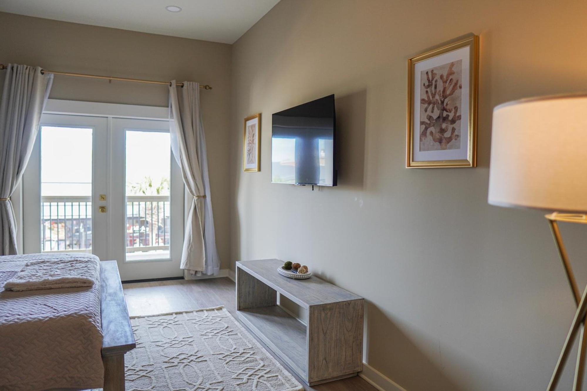 Hotel Whiskey In Pascagoula Ngoại thất bức ảnh