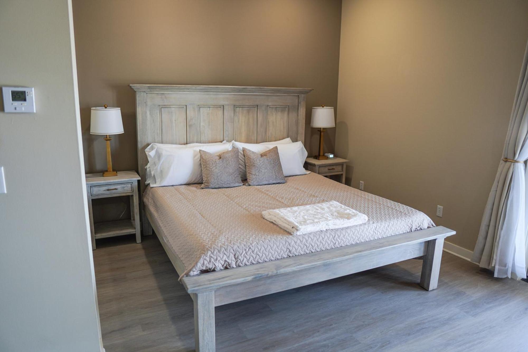 Hotel Whiskey In Pascagoula Ngoại thất bức ảnh