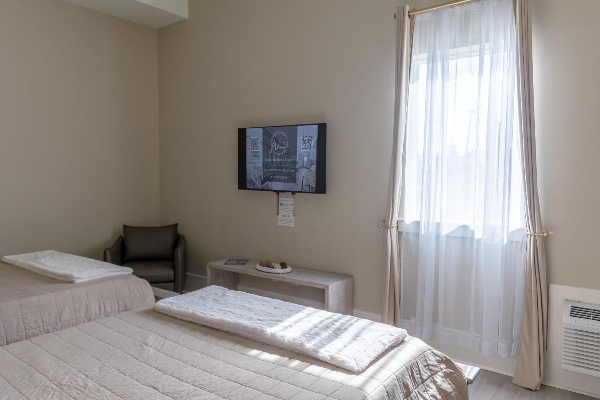 Hotel Whiskey In Pascagoula Ngoại thất bức ảnh