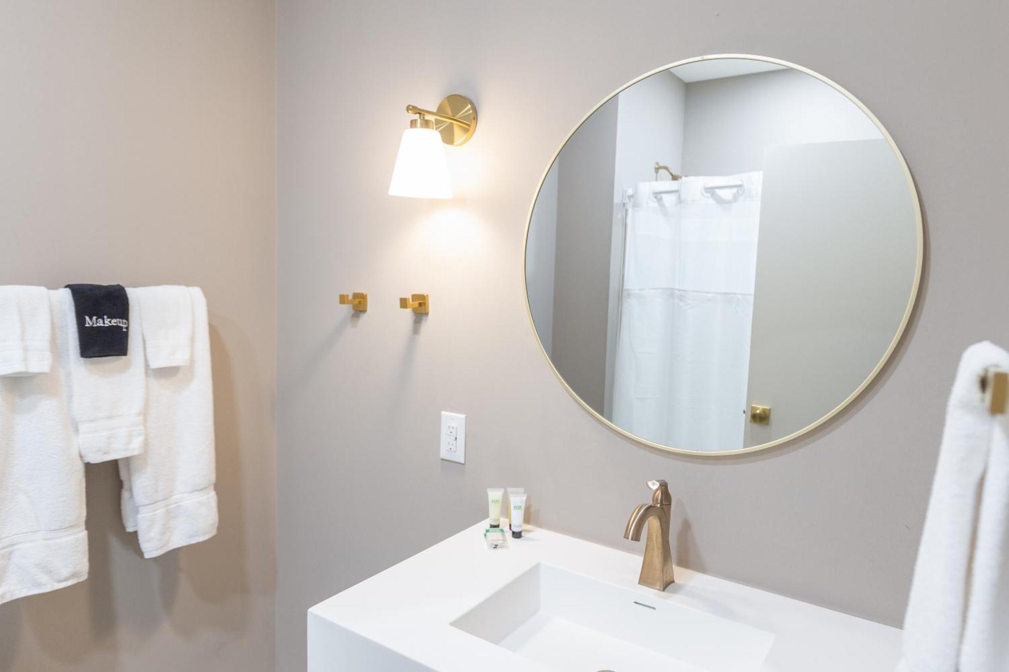 Hotel Whiskey In Pascagoula Ngoại thất bức ảnh